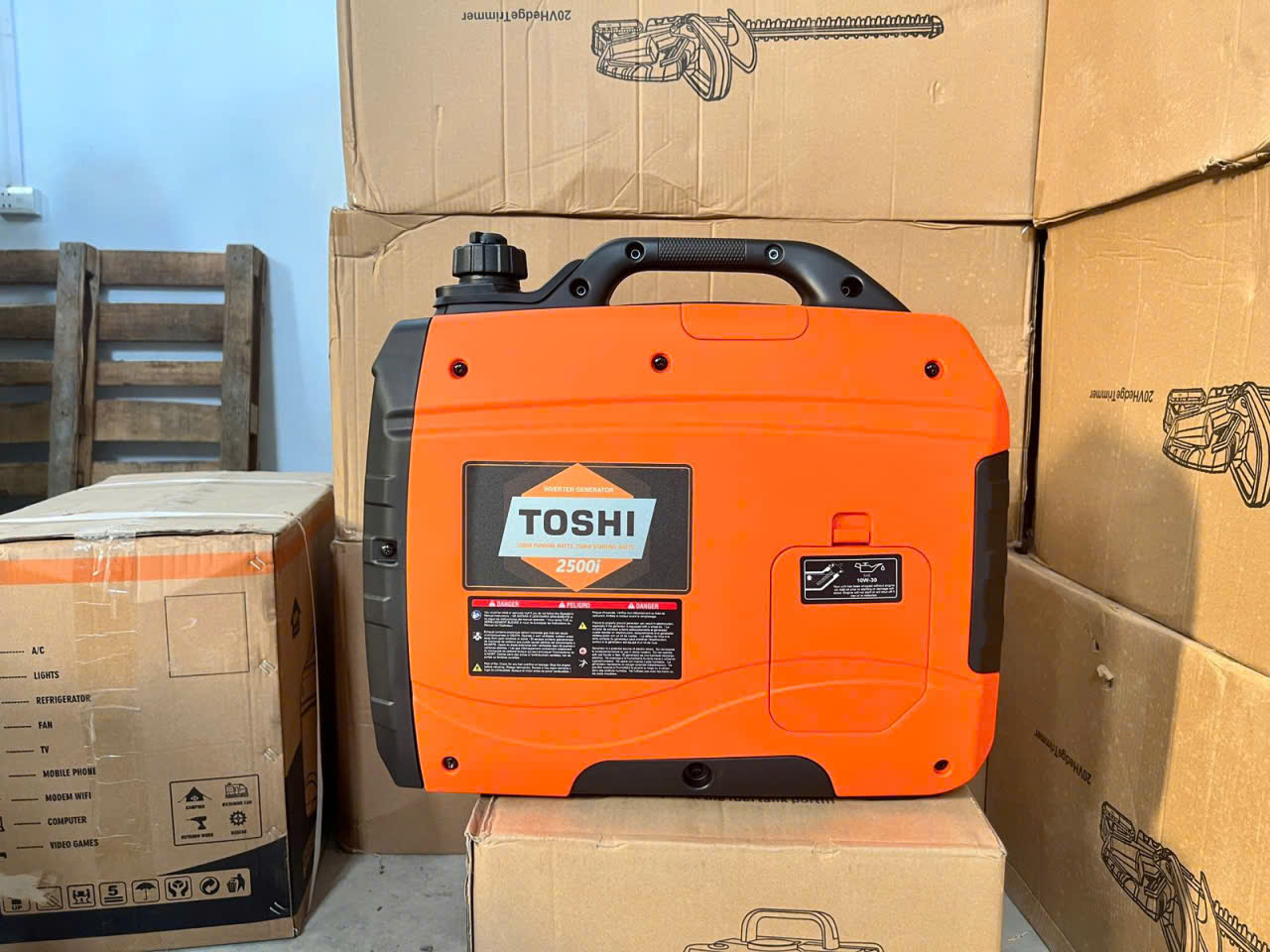 Máy Phát Điện inverter Toshi 2200W Tiết Kiệm Điện Nổ Êm Máy Nhẹ Chạy Điều Hòa Phù Hợp Với Gia Đình - BH 12th