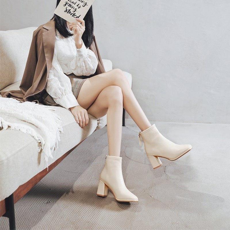 Bốt nữ cổ lỡ hàng QC lót lông đẹp gót cao 7 phân (mã 5261)