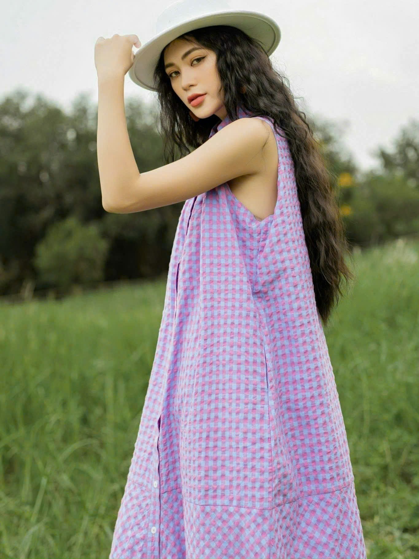 Đầm tím suông sát nách cổ sơ mi NGADO , đầm kẻ caro , đầm