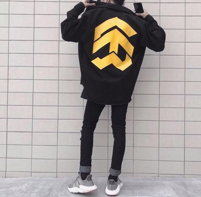 Áo khoác dù nam nữ in kí hiệu