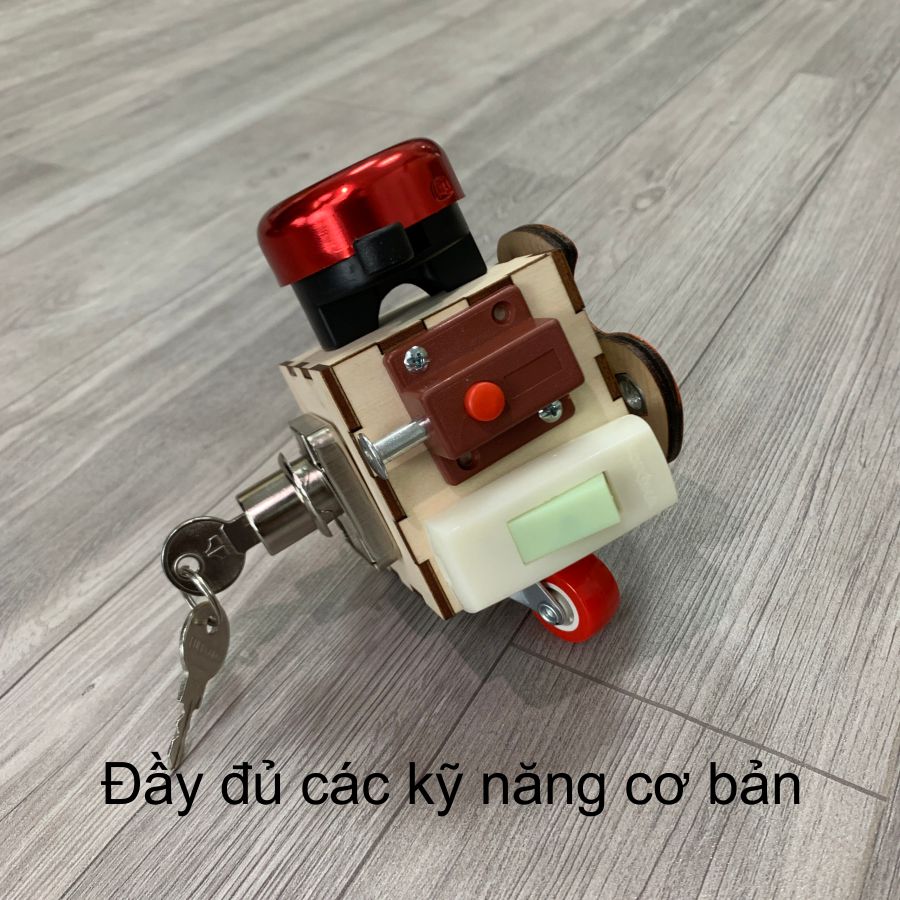 Bảng bận rộn 6 mặt cho bé