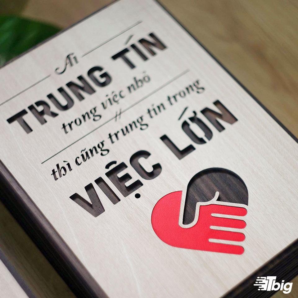 Tranh công giáo TBIG-CG004: Ai trung tín trong việc nhỏ thì cũng trung tín trong việc lớn 20x27cm
