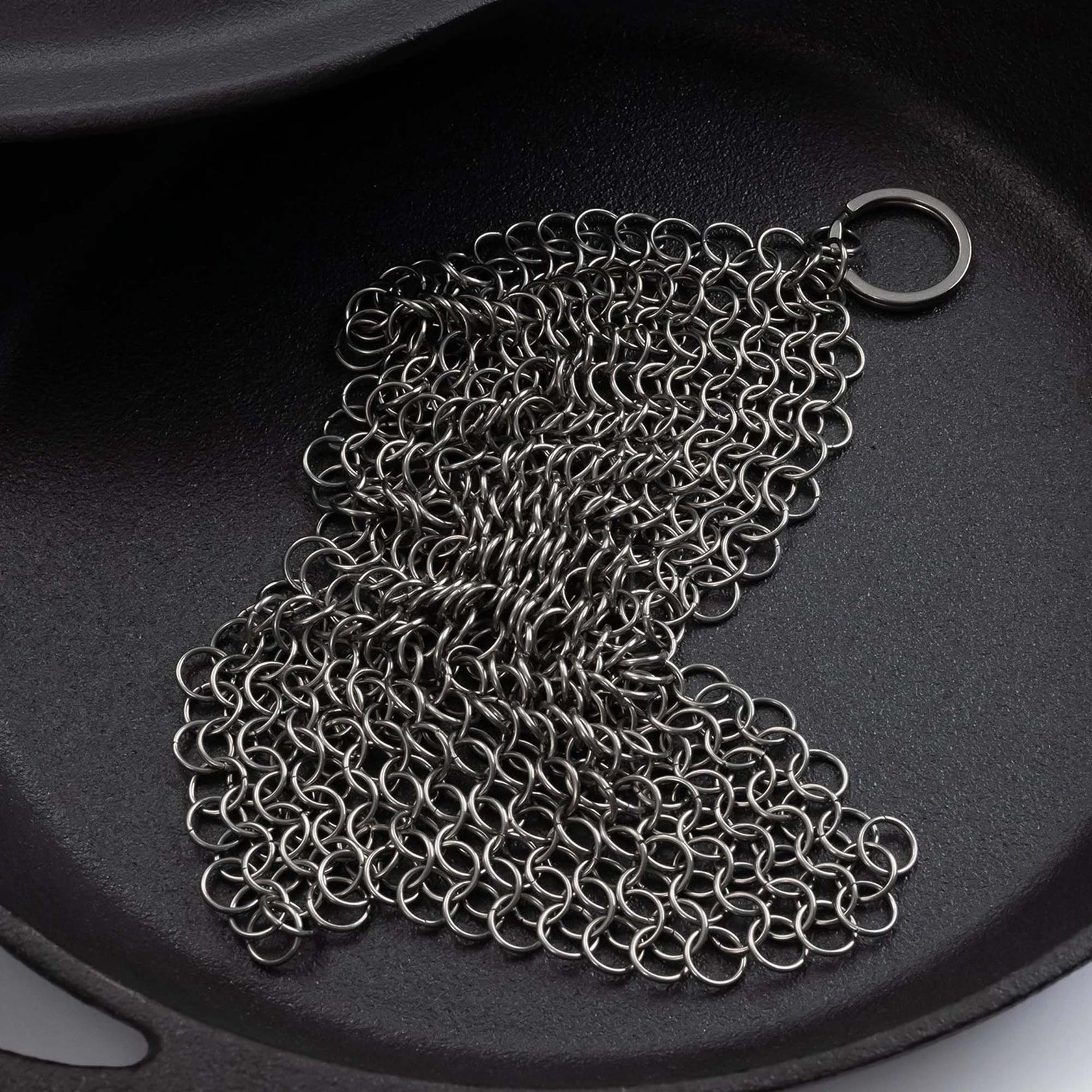 Miếng rửa chảo gang chain mail cleaner Barebones CKW-330