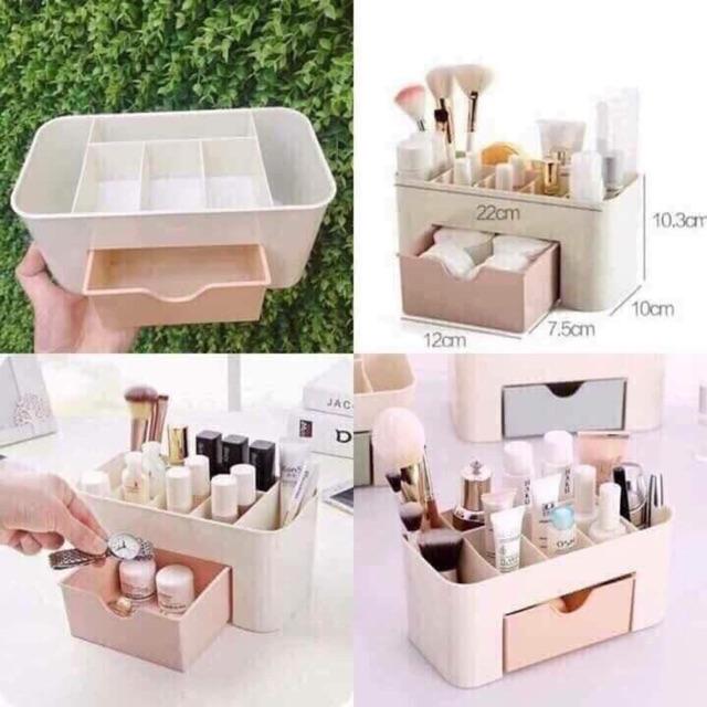 KỆ MỸ PHẨM NHỰA MINI