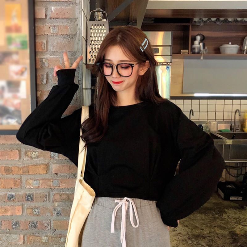 Áo thun tay dài màu trơn dáng rộng đơn giản cho nữ