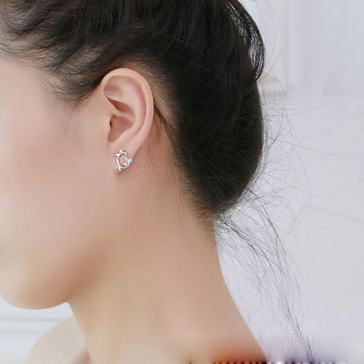 Bông tai bạc thiết kế lệch bên hình chiếc lá ANTA Jewelry ATJ8054