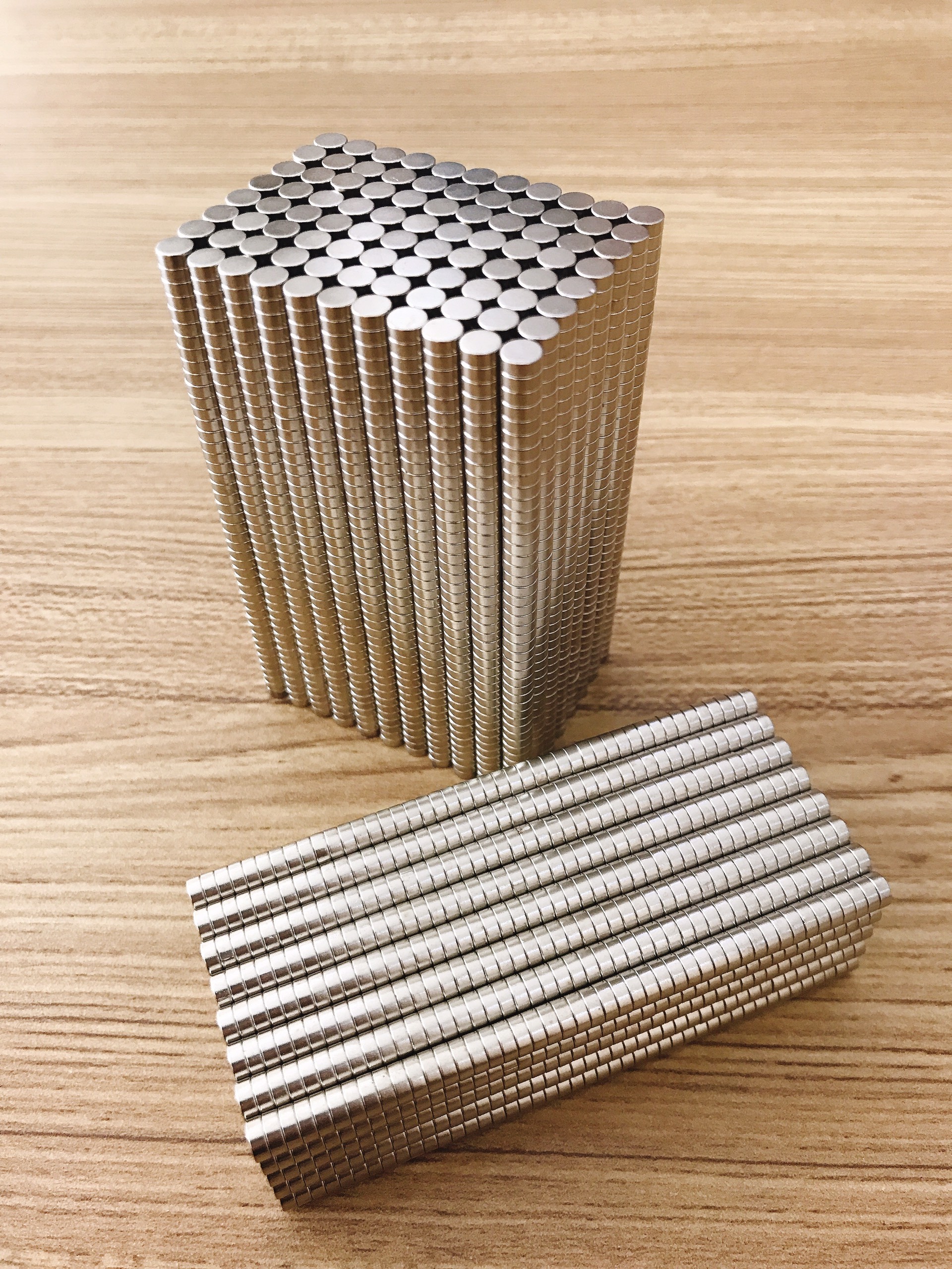 200 Viên Nam Châm Đất Hiếm Loại Tròn 5x2mm Mạ Kẽm Lực Từ N35 Cực Mạnh
