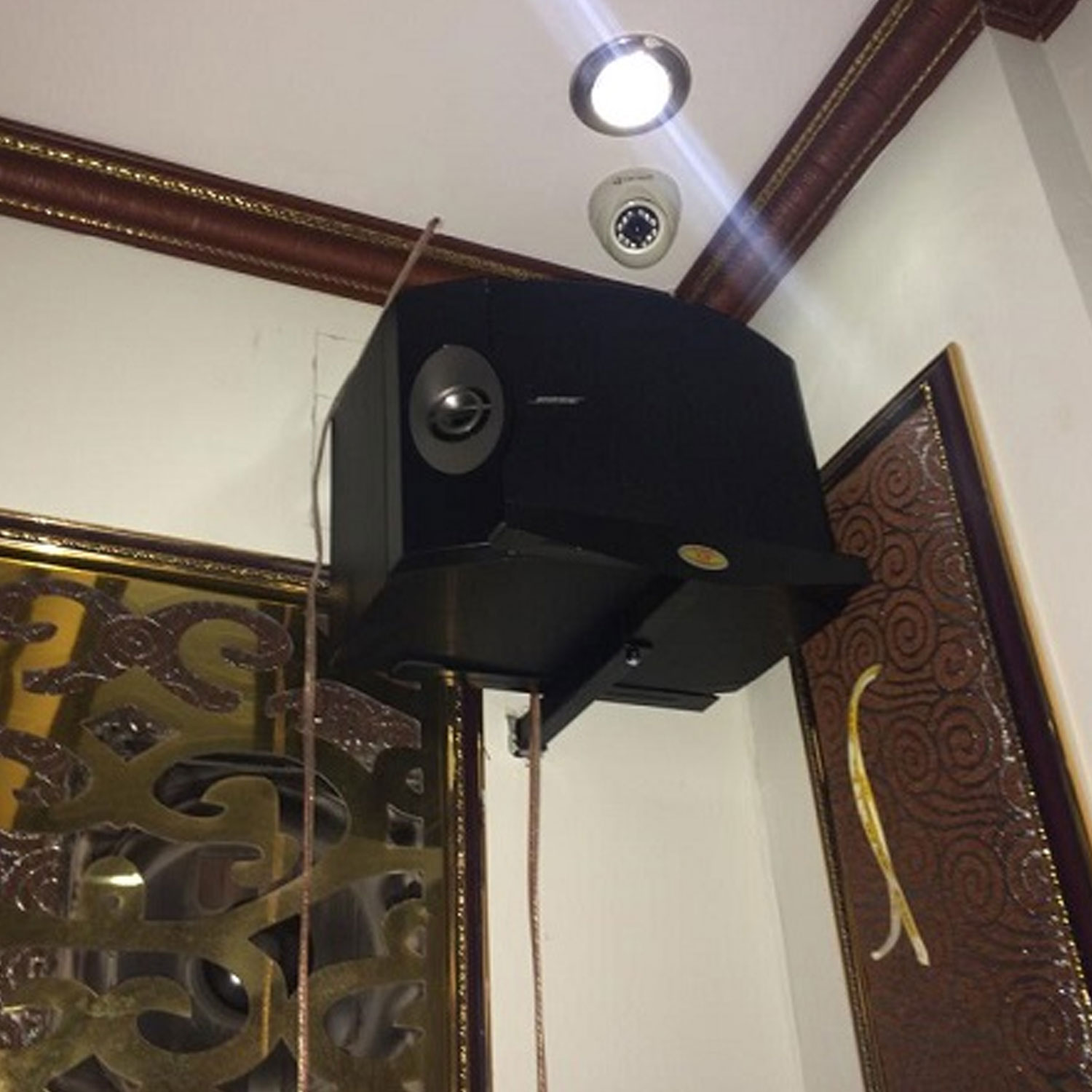 Khung Giá Treo Kệ Gắn Loa Treo Tường KhoNCC Hàng Chính Hãng - Bền Đẹp Theo Thời Gian - KDHS-1941-KLTT