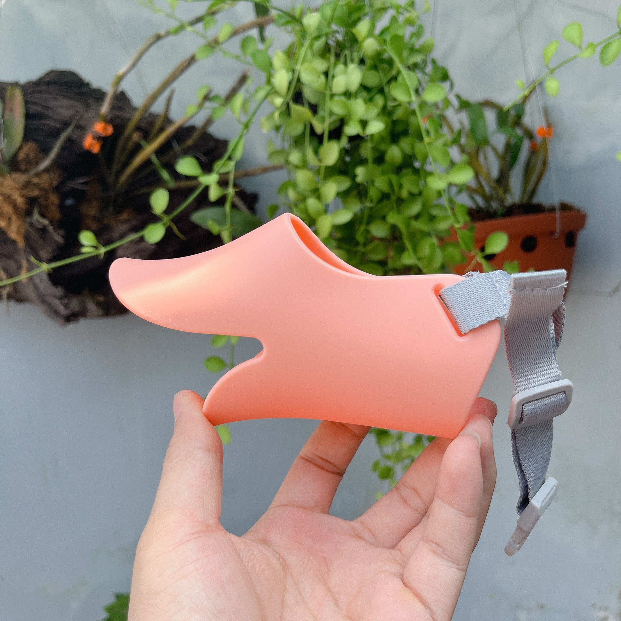 Rọ Mõm Mỏ Vịt Nhựa Mềm Cho Chó