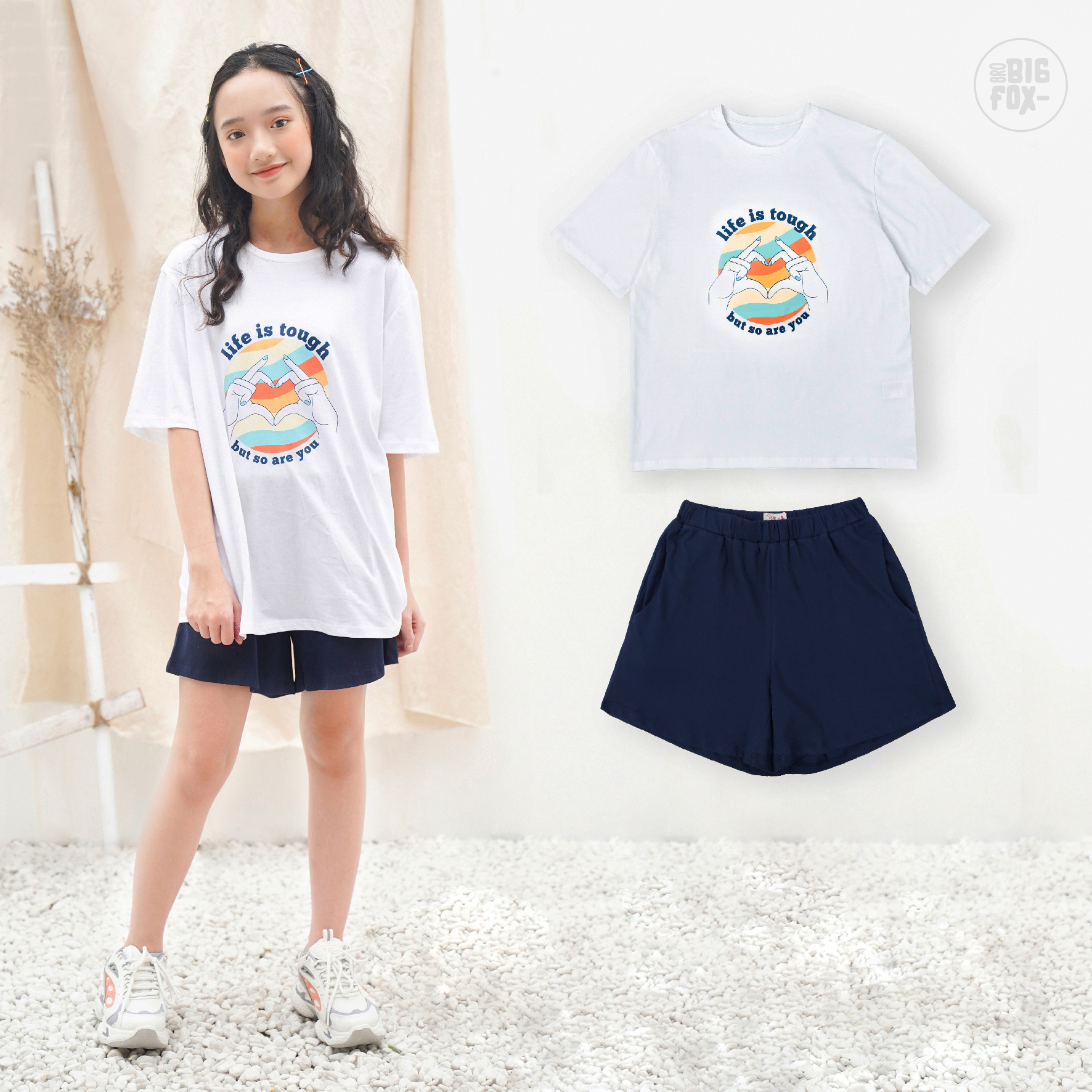 Quần Áo Bé Gái Mùa Hè Miss Meow, Bộ Trẻ Em Dáng Rộng, Trễ Vai, Chất Cotton In Hình Bàn Tay