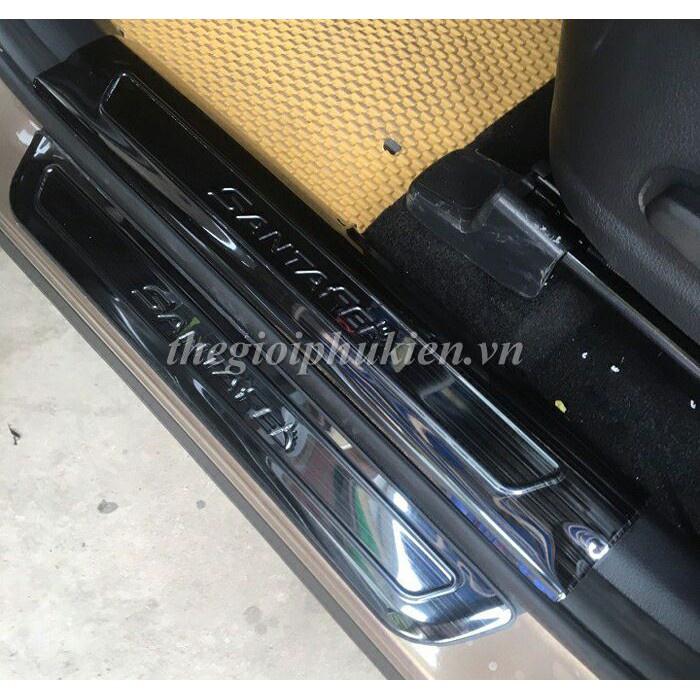 Ốp bậc cửa , nẹp bước chân Hyundai Santafe 2019-2022 cao cấp -mẫu Titan 8 chi tiết