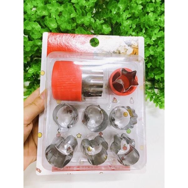 Bộ Khuôn Cắt Rau Củ Quả 8 Chi Tiết, Nhiều Hình Ngộ Nghĩnh Inox Tiện Dụng