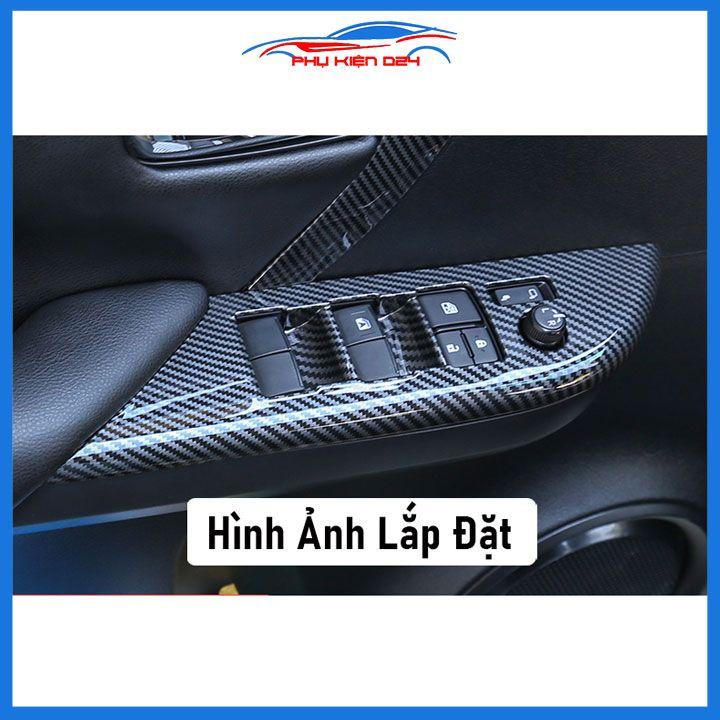 Ốp nội thất Fortuner 2017-2018-2019-2020-2021-2022 số tự động vân Cacbon ABS bảo vệ chống trầy xước và làm đẹp xe
