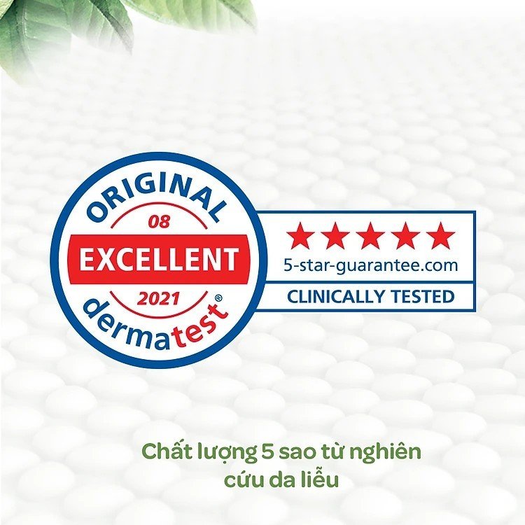 Tã/Bỉm dán siêu cao cấp Huggies Platinum Nature Made size M64