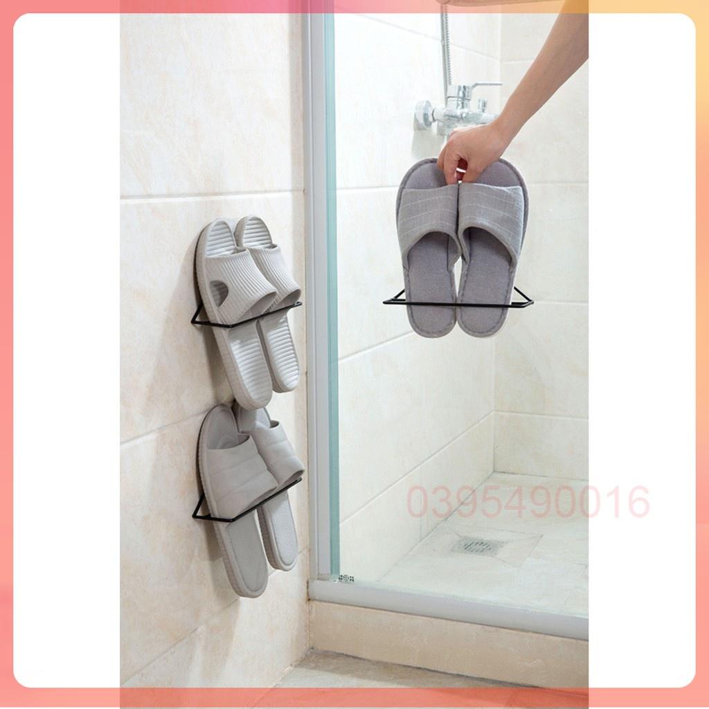 Giá tam giác treo dép nhà tắm hoặc dép đi trong nhà tiện lợi gọn gàng ĐA NĂNG CHỊU LỰC TỐT, siêu dính không cần khoan...