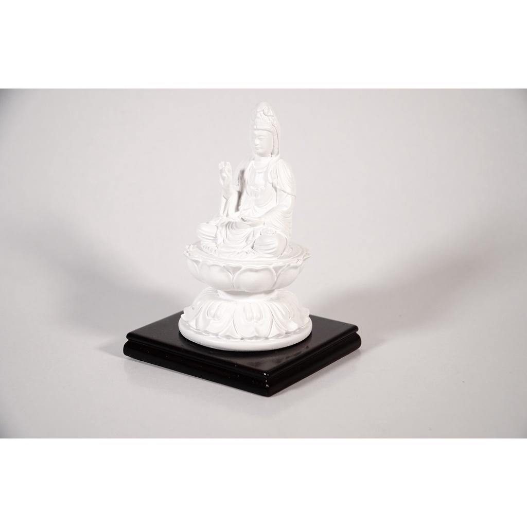 Tượng Phật Quan Âm Bồ Tát đặt xe ô tô trắng ngà ngồi có đế - Cao 12cm