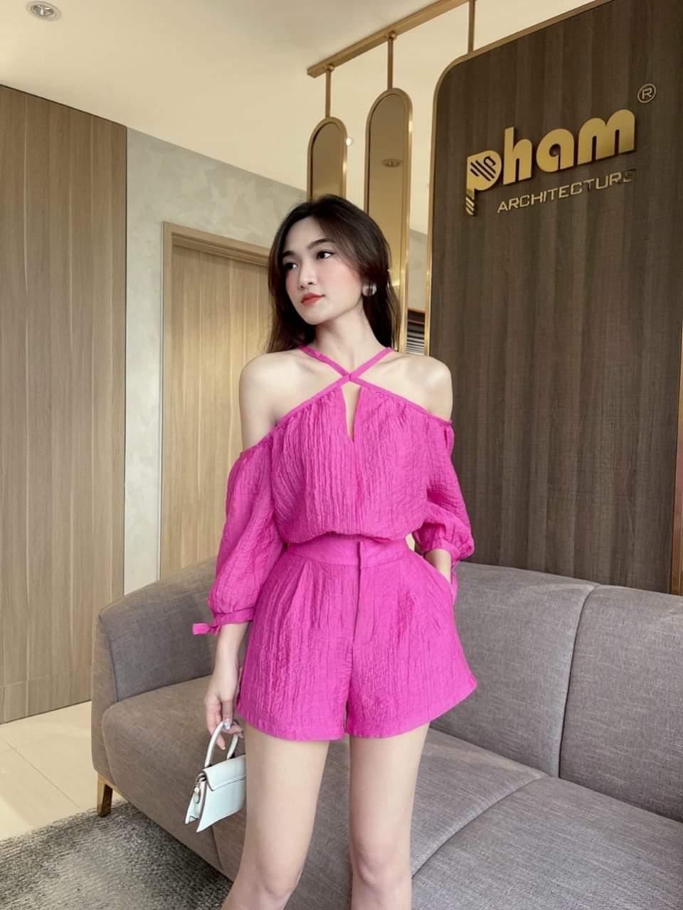 Sét  Áo Rớt Vai Tay Dài Phối Nơ Mix Cùng Quần Short Xinh Lung Linh