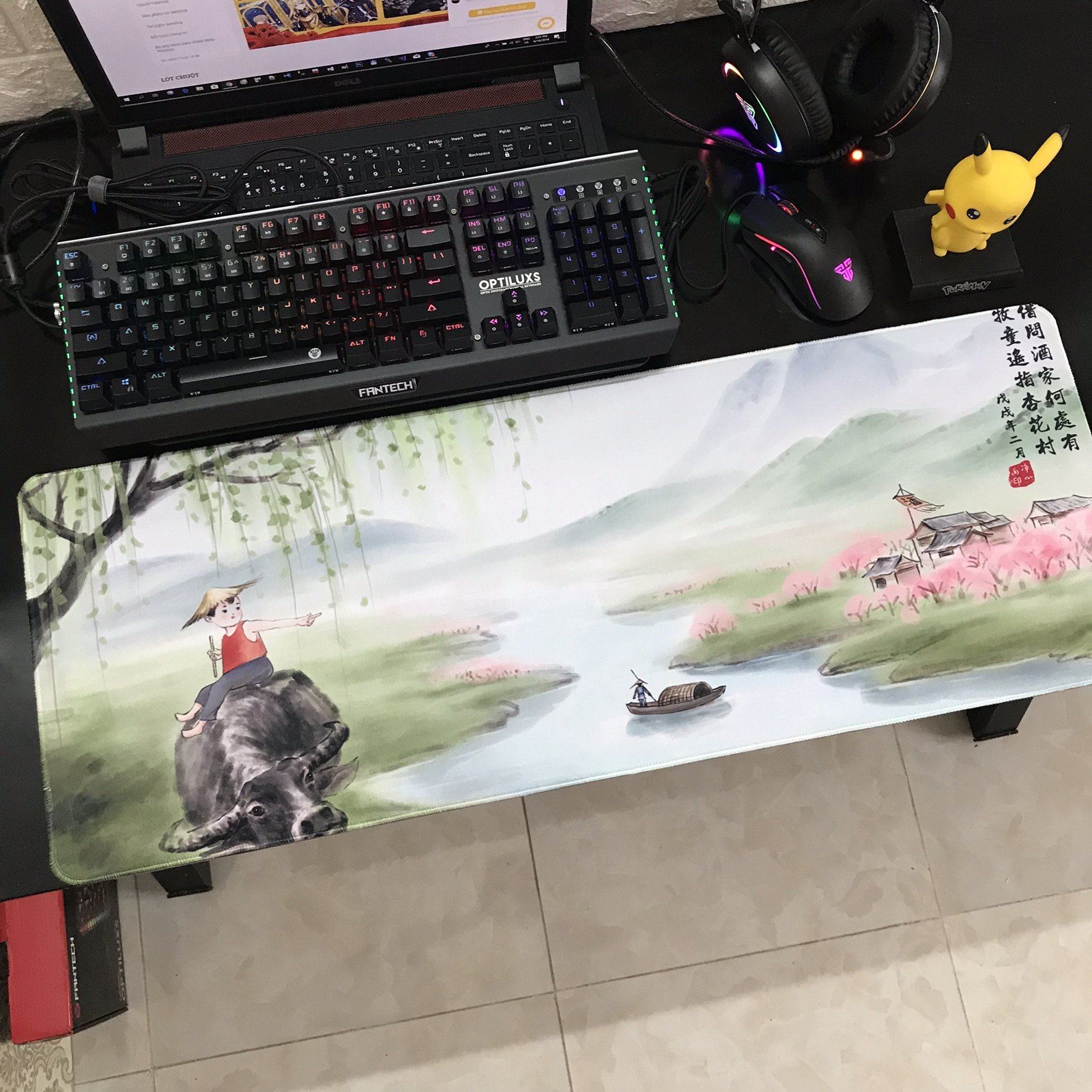 Tấm lót chuột, bàn di chuột chống nước chuyên dụng dùng trong văn phòng, game.
