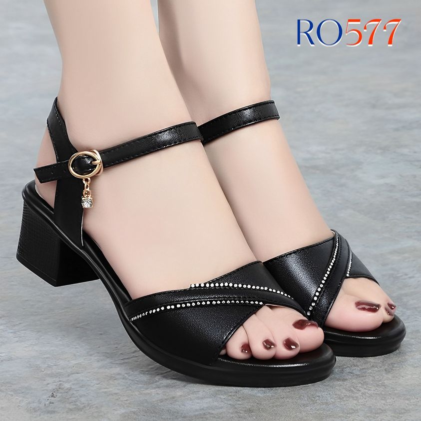 Giày cao gót nữ đẹp đế vuông 5 phân hàng hiệu rosata hai màu đen da ro577