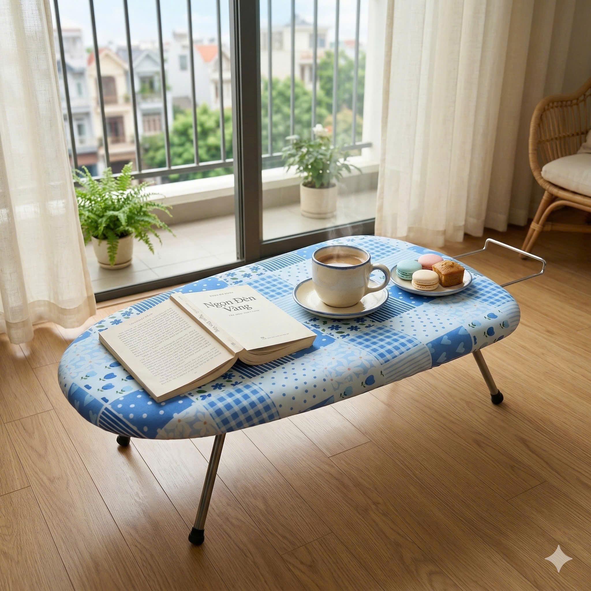 Bàn Ủi Quần Áo Gấp Gọn Lót Vải Chống Bỏng, Cầu Để Là Khô Quần Áo Dáng Ngồi Tiện lợi -mầu ngẫu nhiên