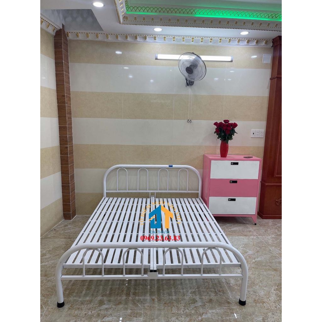 Giường sắt dáng U đơn giản 1M4X2m - ĐẠI THÀNH