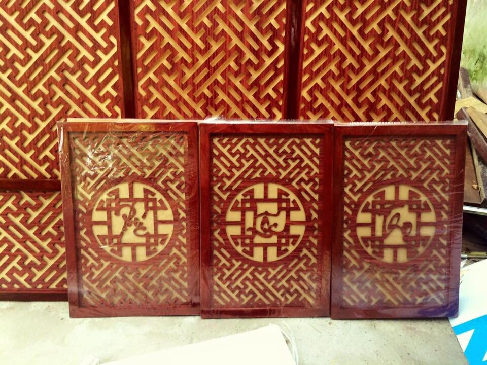 Mẫu bàn thờ chung cư kt 69 bằng gỗ sồi + ám khói