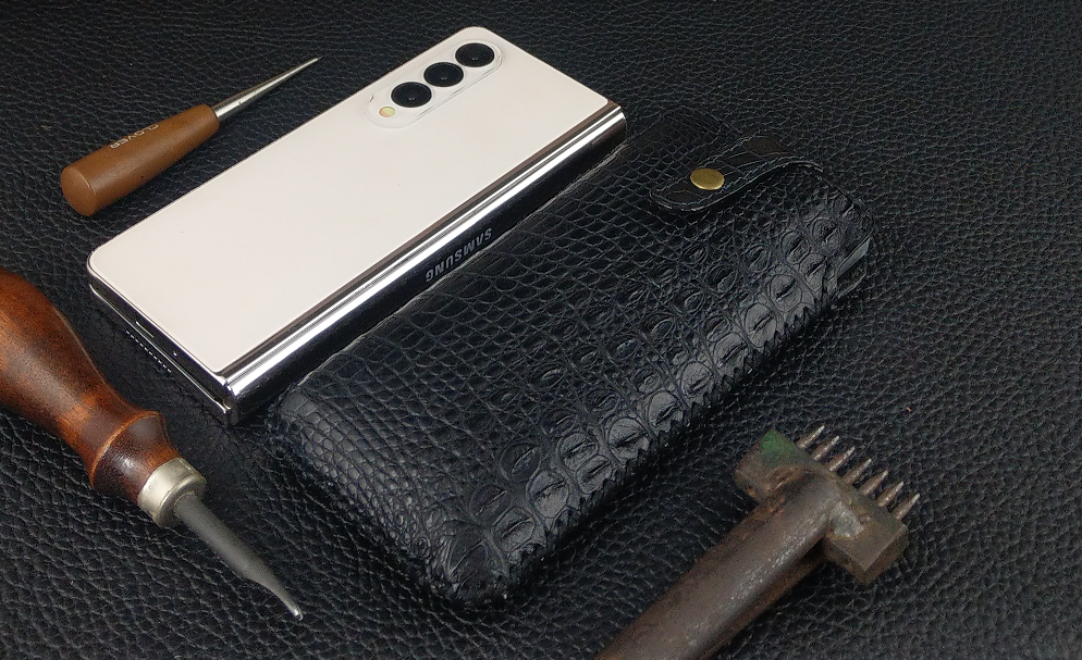 Bao Da Rút cho Samsung Galaxy Z Fold2 Z Fold3  Z Fold4 Da Cá Sấu thật Có Quai Cài