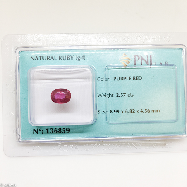 Viên ruby oval mài giác làm nhẫn mặt dây 2.57ct 136859