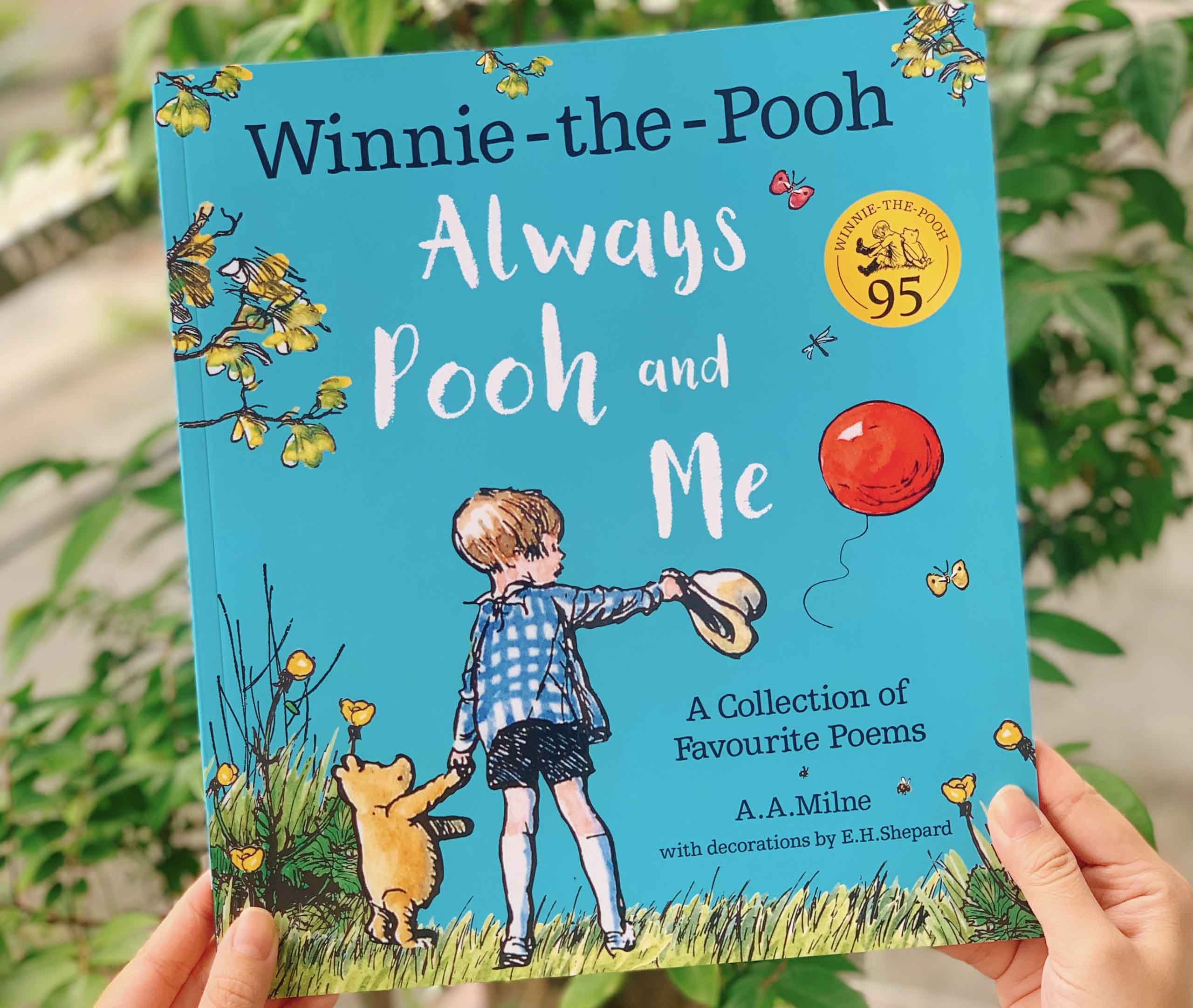 Winnie-the-Pooh: Always Pooh and Me: A Collection of Favourite Poems