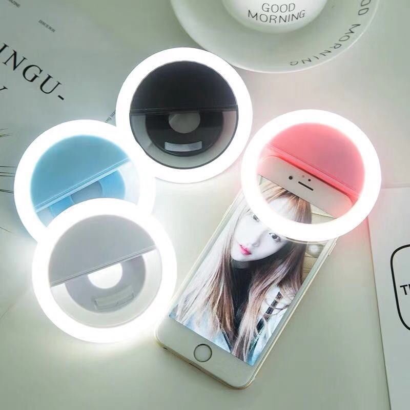 Đèn LED Kẹp Điện Thoại Hỗ Trợ Chụp Hình Selfie Pin Sạc- JL