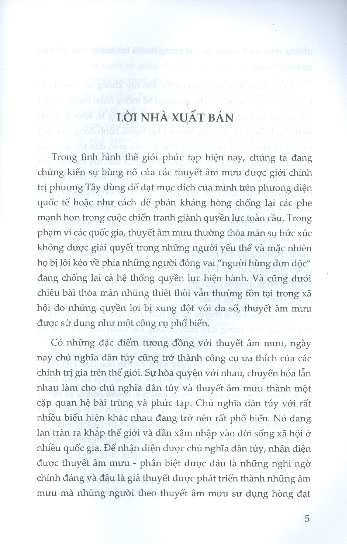 Thuyết Âm Mưu Và Chủ Nghĩa Dân Túy: Chính Trị Học Về Thông Tin Sai Lệch