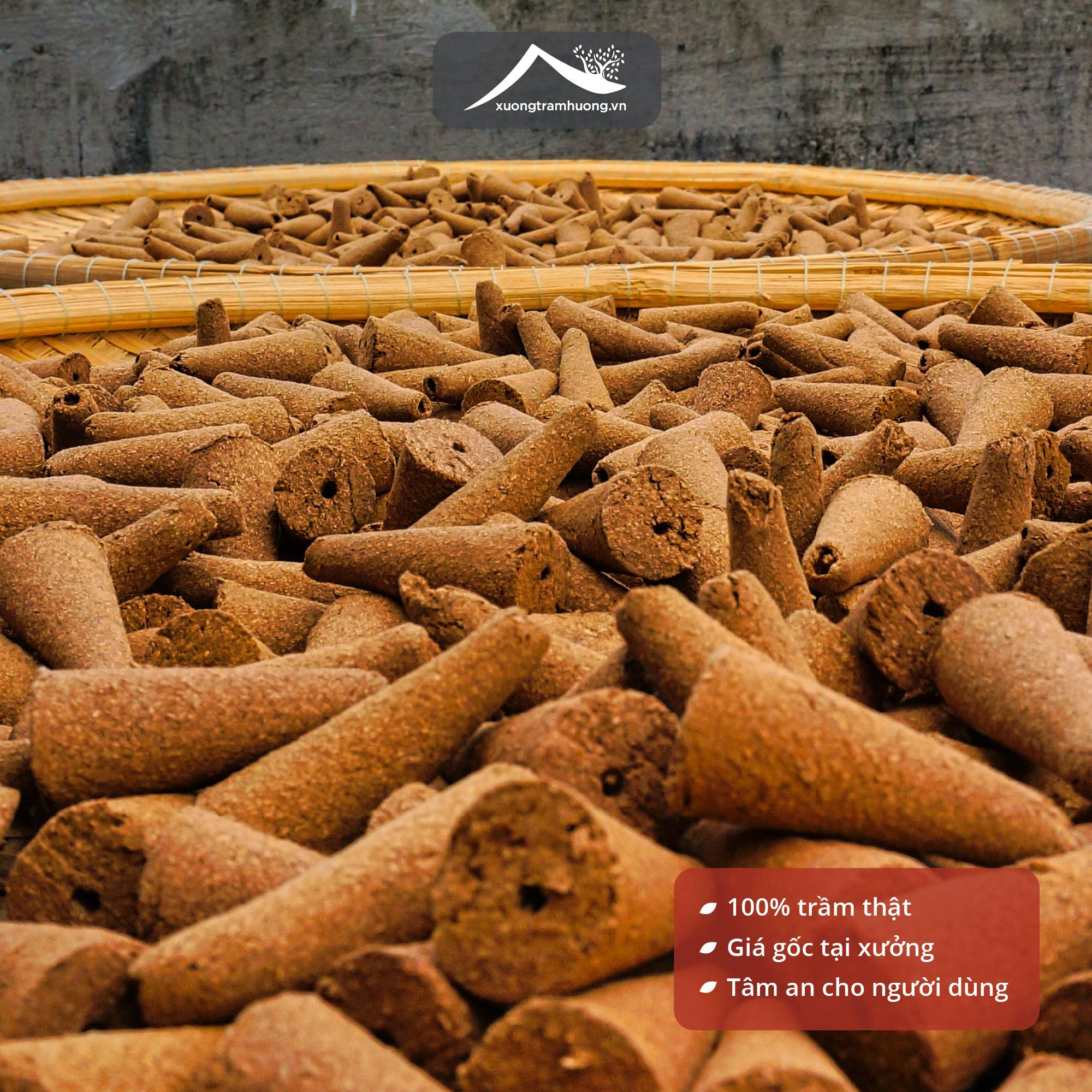 Nụ Trầm Hương Khói Ngược Sạch Xưởng Trầm Hương Thơm Đậm An Toàn Sức Khoẻ Hộp 40 viên