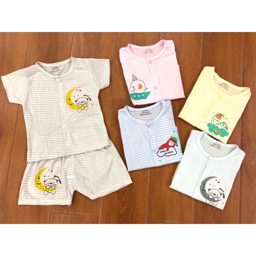 Một bộ quần áo cọc tay mặc màu hè NouBaby cho bé từ 0-14 tháng tuổi