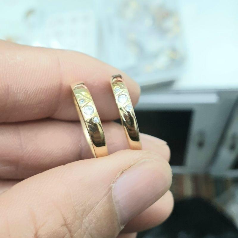 Nhẫn Cặp Đôi Đính Xoàn Cao Cấp- Dùng như 18 xài vĩnh viễn không đen