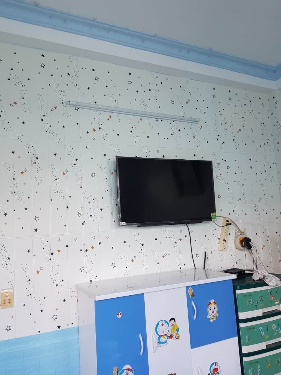Bộ 15 Tấm Xốp Dán Tường Gỗ Sao Cách Âm, Chống Va Đập, Bền Đẹp, Sang Trọng