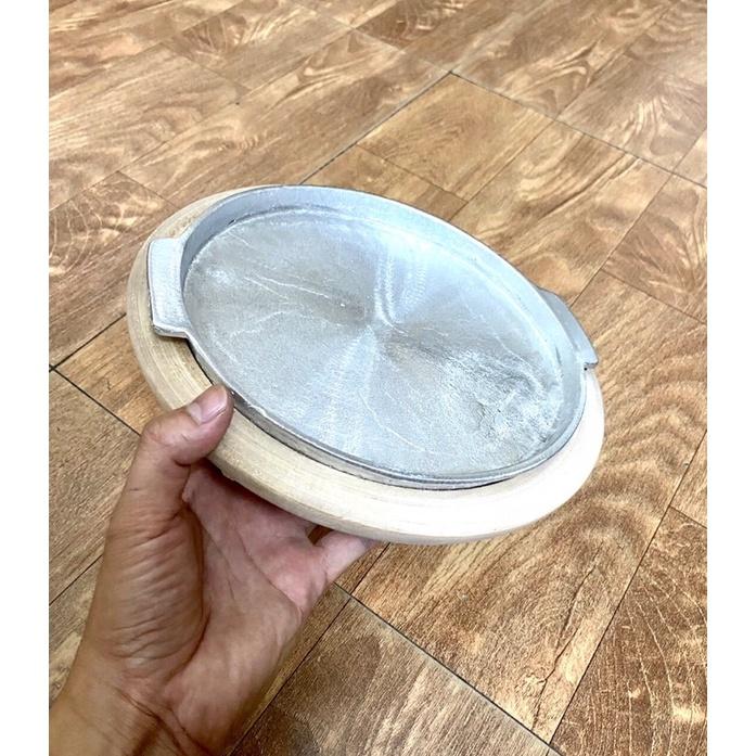 Chảo gang kèm đế gỗ size 20 và 22cm làm bò né, bánh mỳ chảo