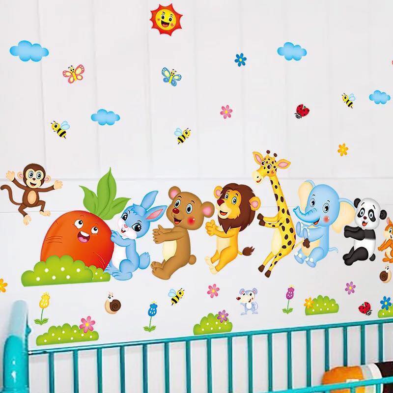 Decal dán tường Thú nhổ cà rốt và giàn khỉ - HP419