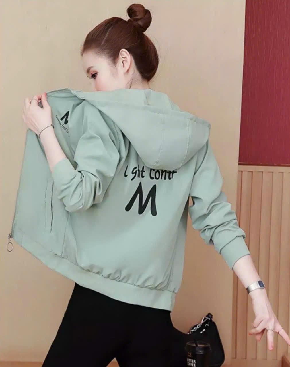 [FREESHIP] Áo khoác Gió Nữ Chất Dù Có 2 Lớp Có Phối Nón Bao Đẹp Hot Trend Có In Chữ M HTM FASHION - Gold