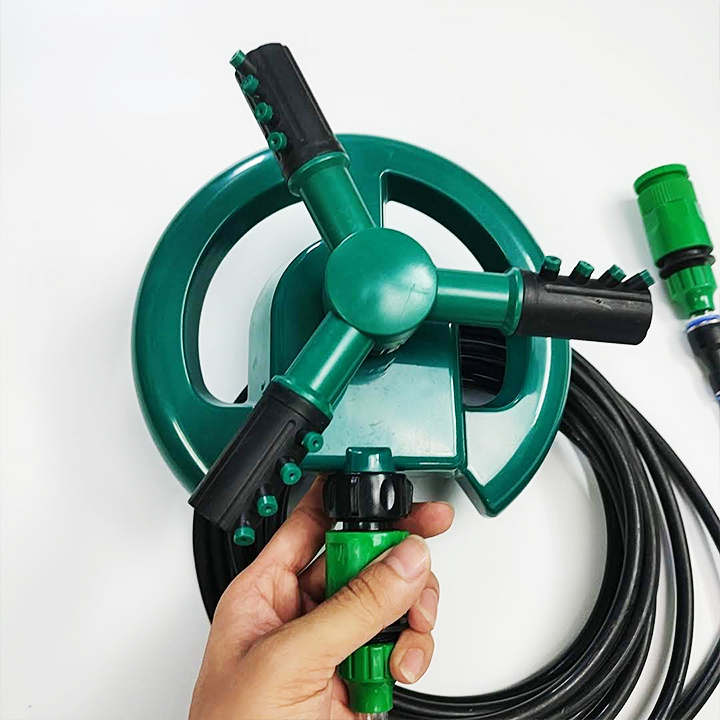 Béc tưới hoa cây cảnh làm mát sân vườn tự xoay 360 độ