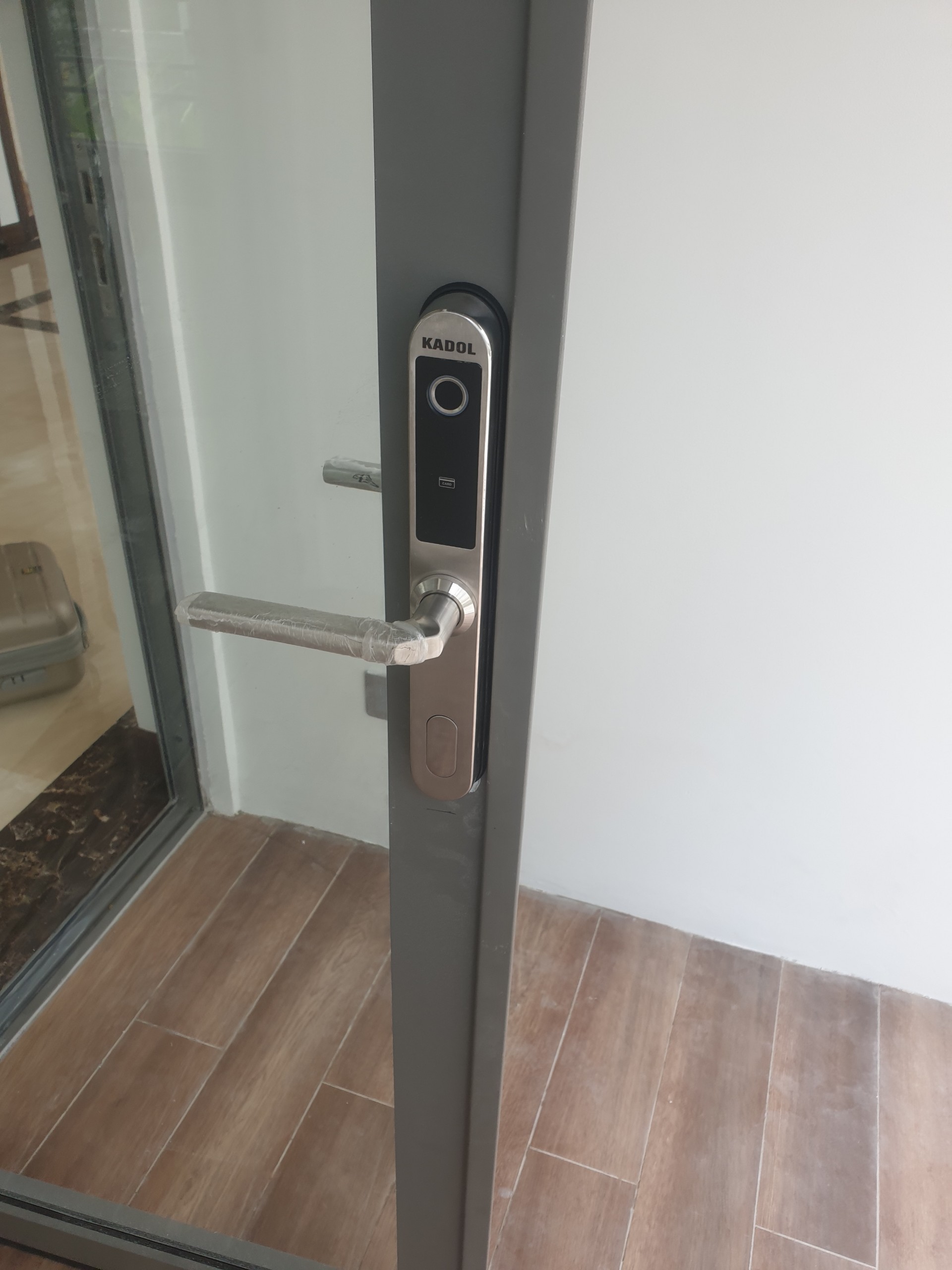 Khóa vân tay cửa nhôm Kadol KD-800