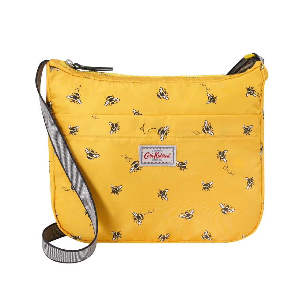 Túi đeo chéo gấp gọn Cath Kidston họa tiết Bee ( Foldaway Cross Body Bee )