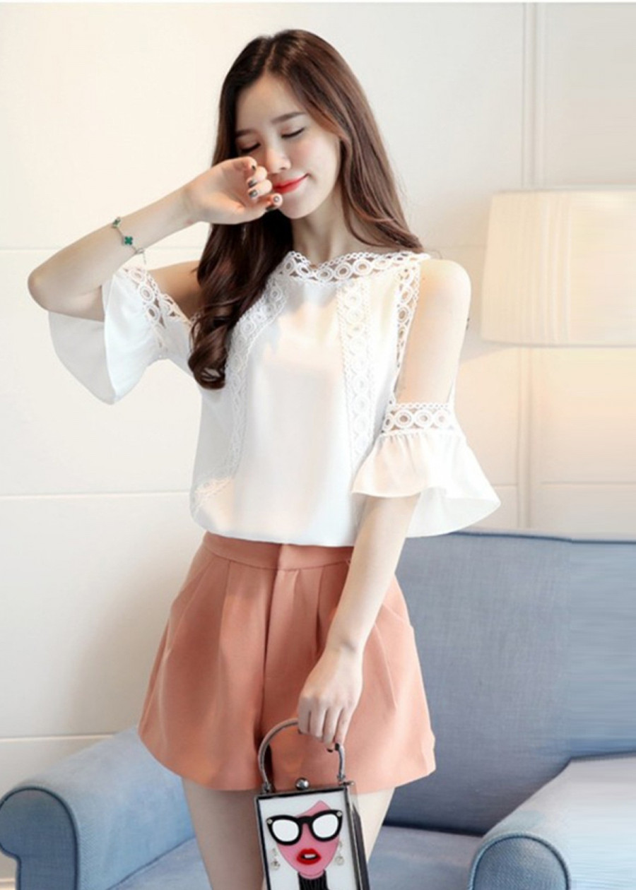 Áo Kiểu Nữ Phối Ren Hở Vai Tay Loe NT6278N1