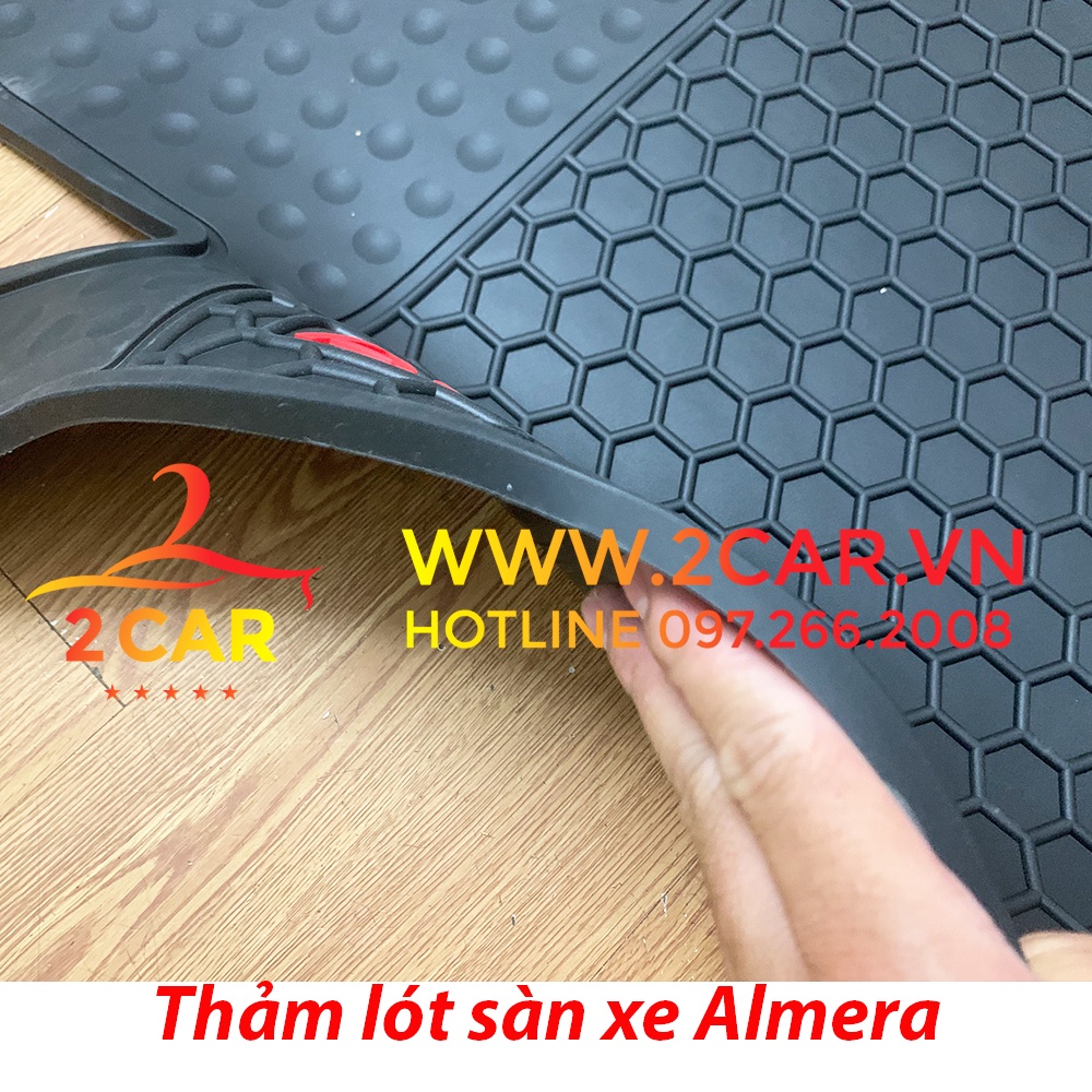 Thảm lót sàn cao su xe Nissan Almera 2021 2022 loại đúc dày không mùi - Chữ đỏ