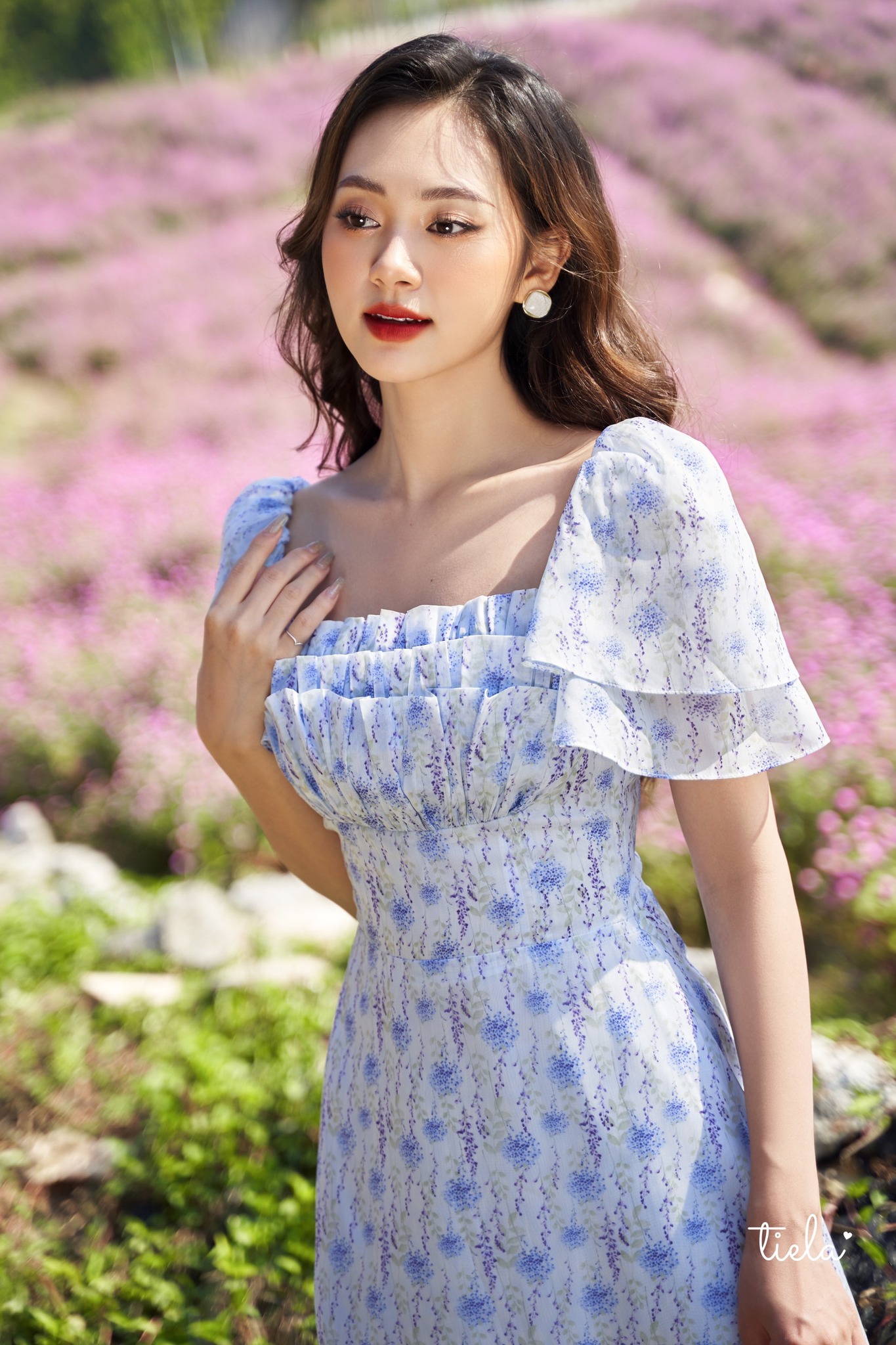 TIELA Đầm váy hoa xếp ngực ba tầng - Nomi Dress