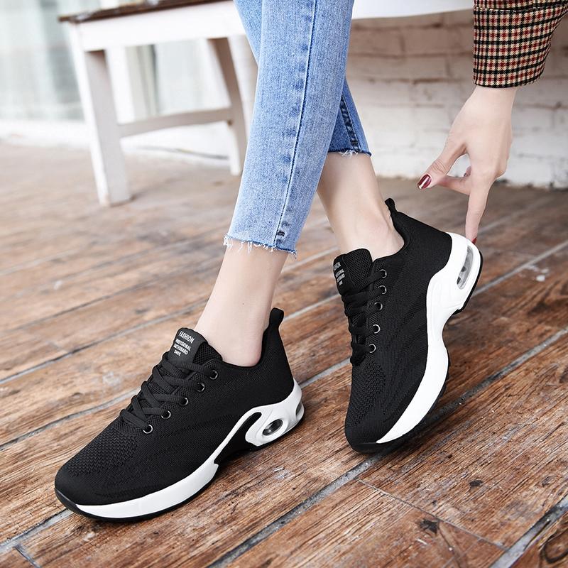 2020 Fashion women outdoor soft running sneakers casual sport shoes