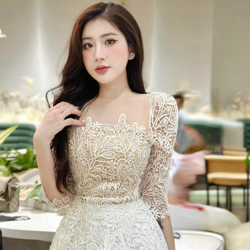 Set Đầm Thiết Kế MAY CH111 Chất Liệu Ren Phối Tơ Có Peplum Che Bụng – Set Váy Thiết Kế Sang Trọng Chuẩn MAY