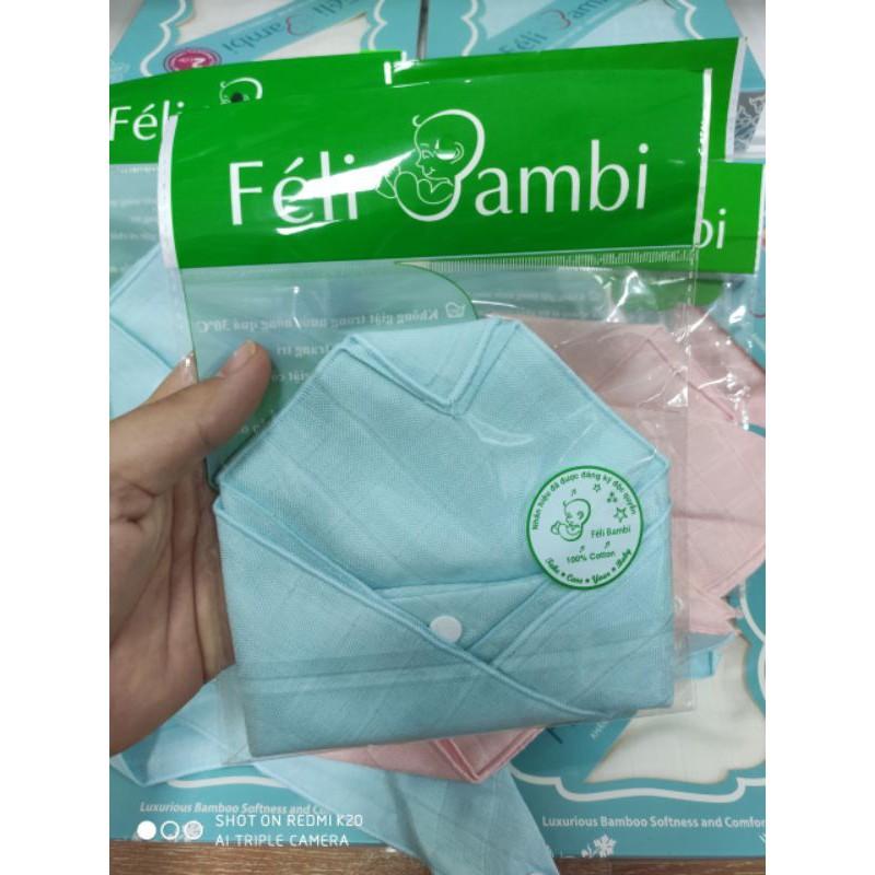 Set 2 khăn yếm tam giác cúc bấm sợi tre Feli Bambi