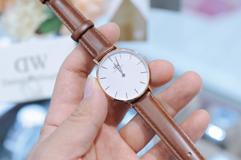 Đồng Hồ Dây Da Daniel Wellington DW00100175 (32mm) - Nâu