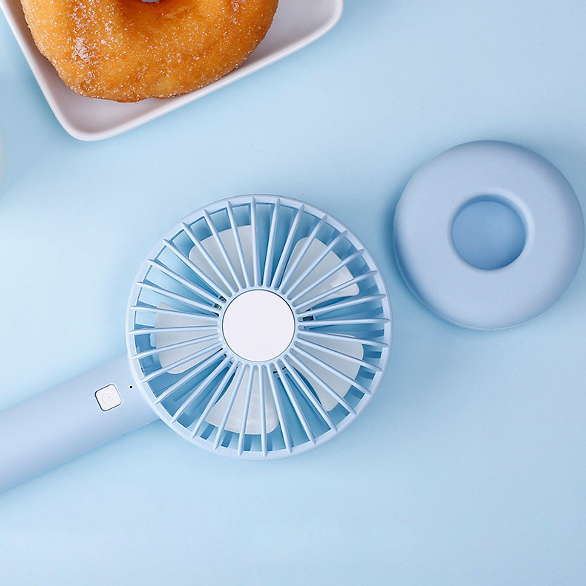 Quạt Mini Cầm Tay Damas Donut T9 Tích Điện Tiện Lợi Kèm Cáp Sạc - Tích Hợp Đèn Led Đổi Màu Lung Linh, Ảo Diệu - Thiết Kế Chân Đế Thiết Kế Bánh Donut Giữ Quạt Để Bàn - Hàng Chính Hãng