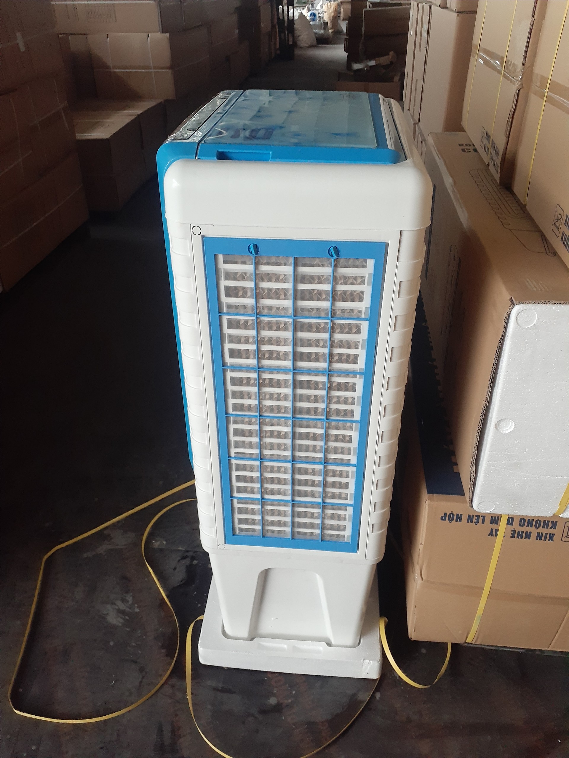 Quạt làm mát bằng hơi nước điều hoà 80 lít CC80 cơ 2022